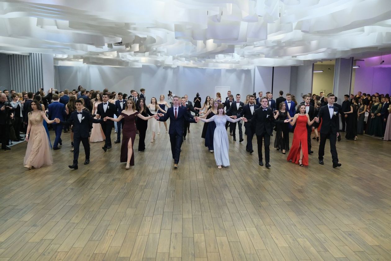  Studniówka 2019: Bal maturzystów XXIII LO w hotelu In Between (zdjęcie 119) - Autor: Maciej Kaczanowski