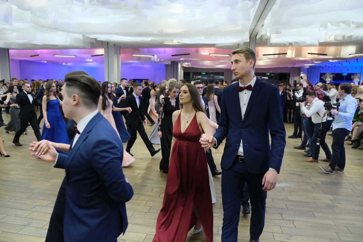  Studniówka 2019: Bal maturzystów XXIII LO w hotelu In Between (zdjęcie 36) - Autor: Maciej Kaczanowski