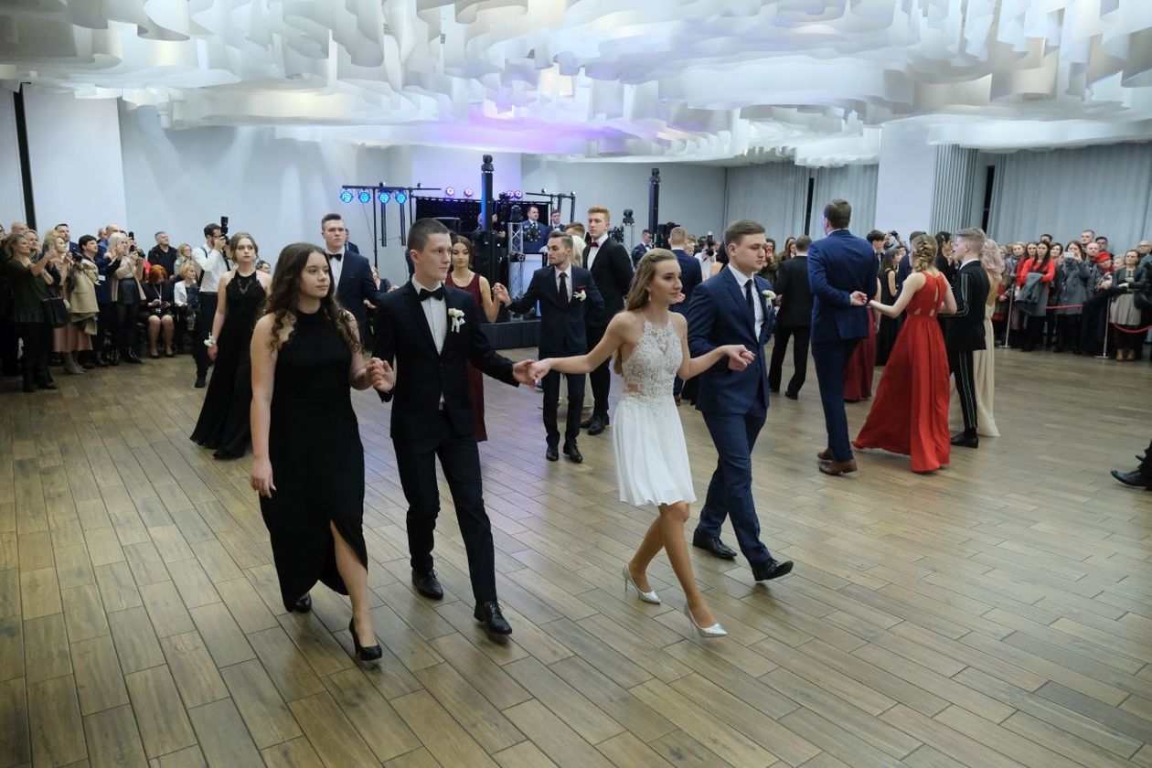  Studniówka 2019: Bal maturzystów XXIII LO w hotelu In Between (zdjęcie 158) - Autor: Maciej Kaczanowski