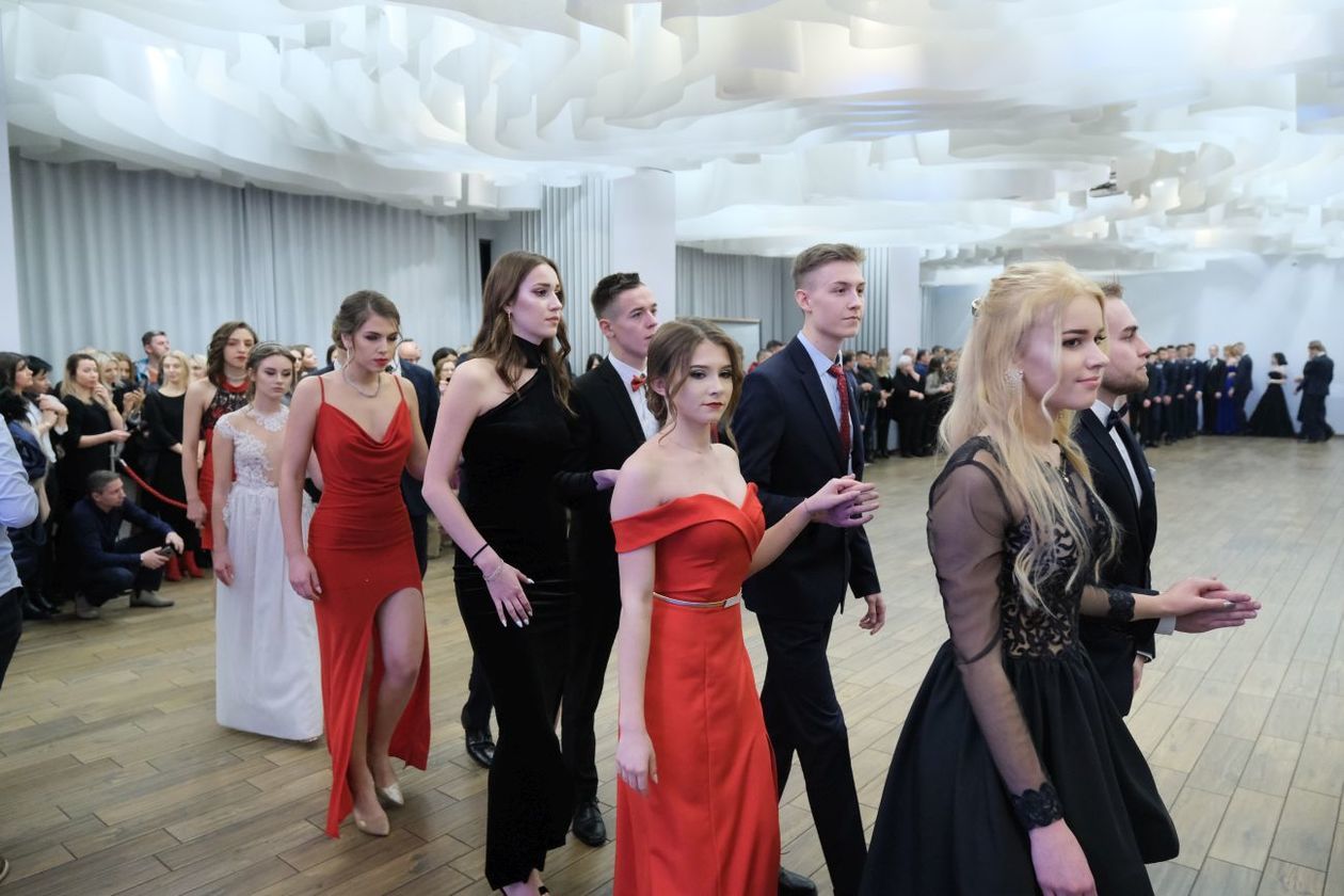  Studniówka 2019: Bal maturzystów XXIII LO w hotelu In Between (zdjęcie 57) - Autor: Maciej Kaczanowski