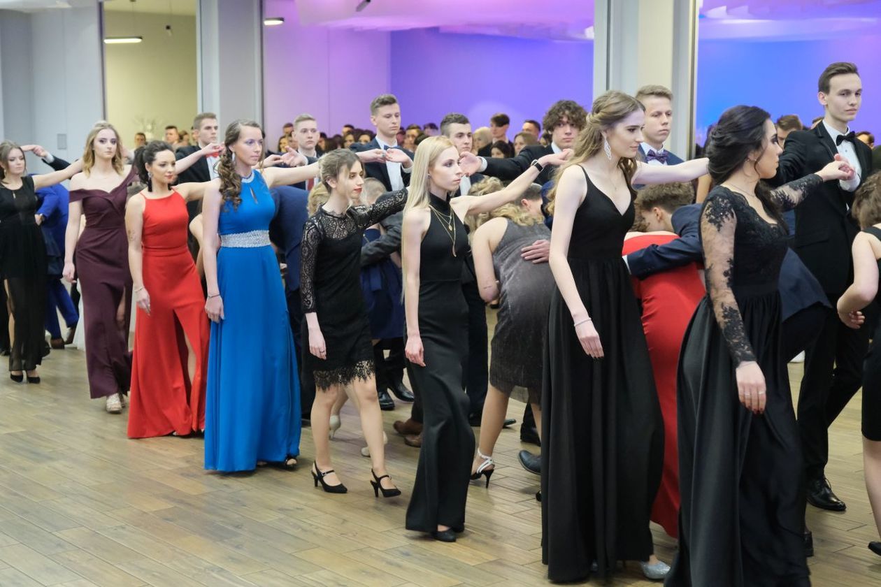  Studniówka 2019: Bal maturzystów XXIII LO w hotelu In Between (zdjęcie 110) - Autor: Maciej Kaczanowski