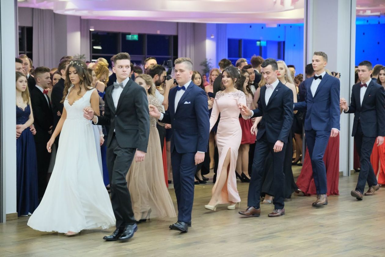  Studniówka 2019: Bal maturzystów XXIII LO w hotelu In Between (zdjęcie 33) - Autor: Maciej Kaczanowski