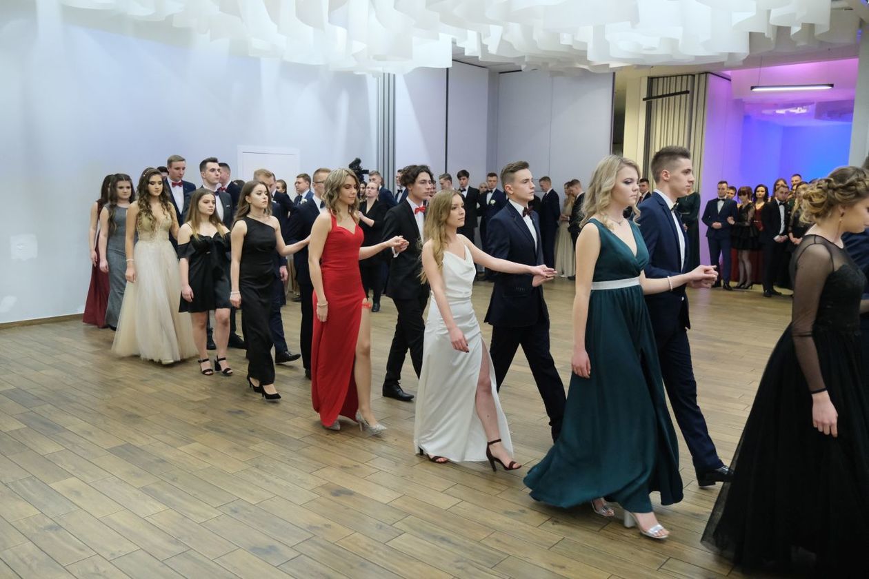  Studniówka 2019: Bal maturzystów XXIII LO w hotelu In Between (zdjęcie 132) - Autor: Maciej Kaczanowski