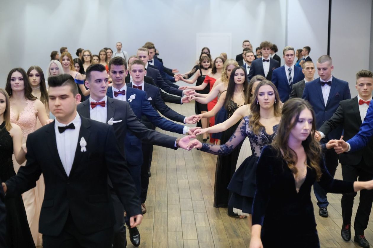  Studniówka 2019: Bal maturzystów XXIII LO w hotelu In Between (zdjęcie 98) - Autor: Maciej Kaczanowski