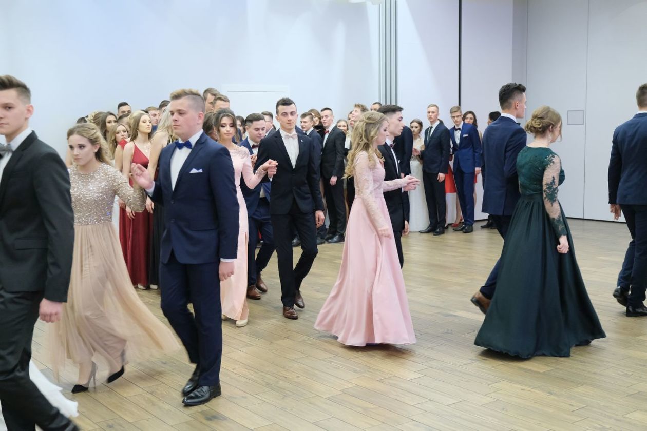  Studniówka 2019: Bal maturzystów XXIII LO w hotelu In Between (zdjęcie 29) - Autor: Maciej Kaczanowski