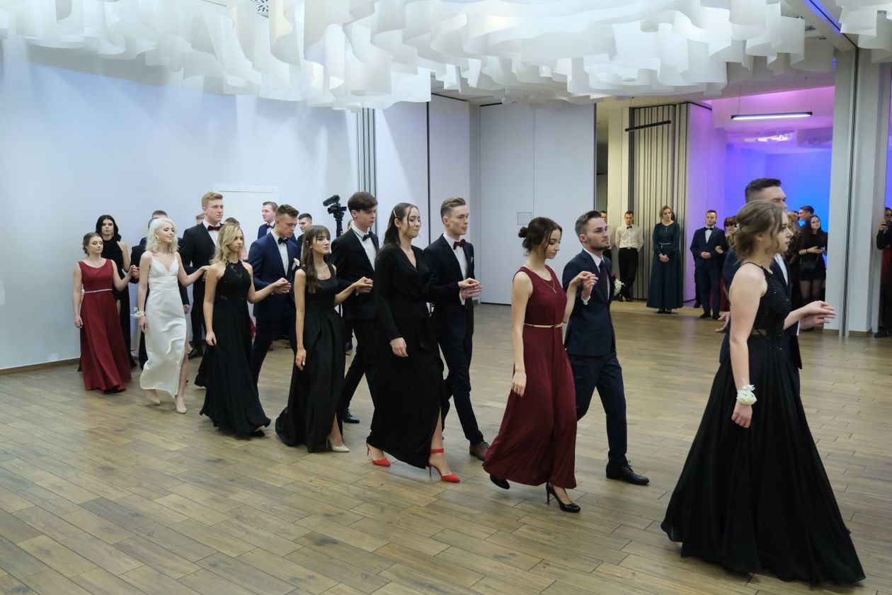  Studniówka 2019: Bal maturzystów XXIII LO w hotelu In Between (zdjęcie 139) - Autor: Maciej Kaczanowski