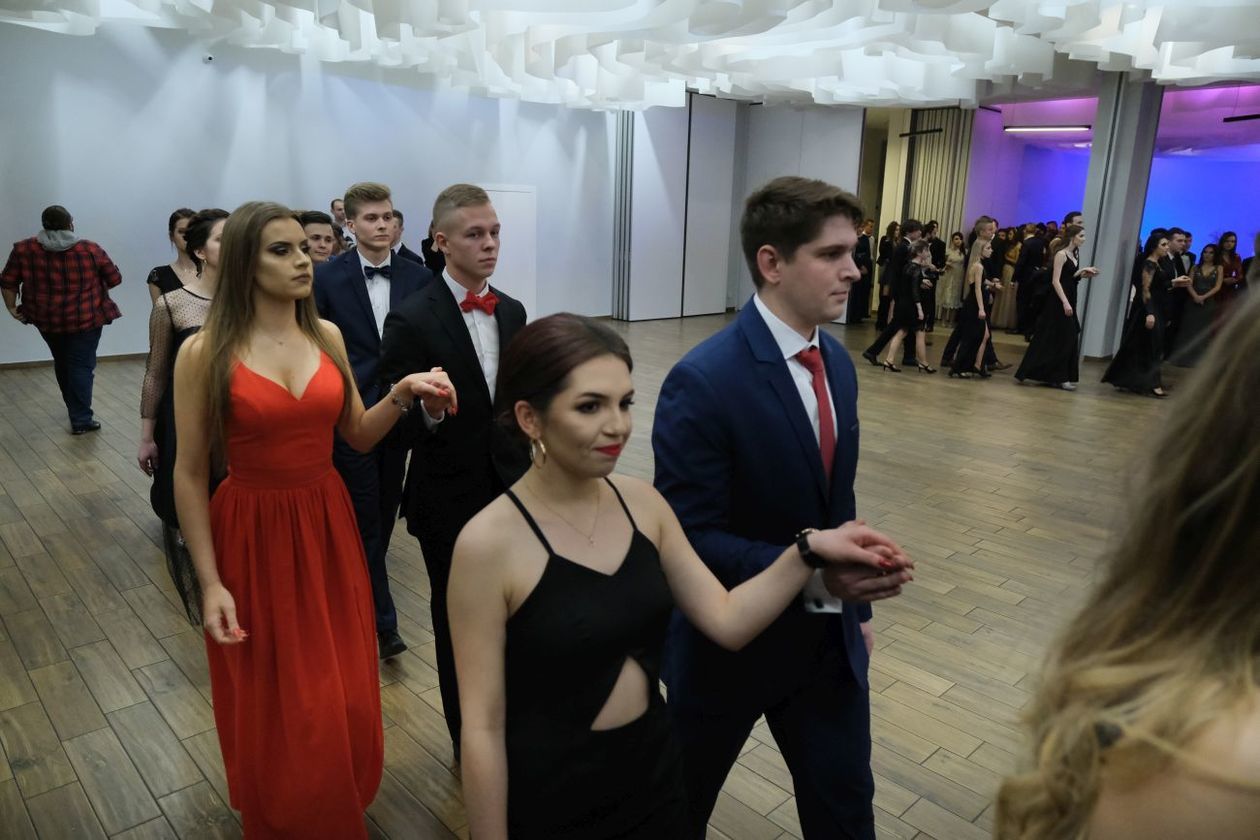  Studniówka 2019: Bal maturzystów XXIII LO w hotelu In Between (zdjęcie 77) - Autor: Maciej Kaczanowski