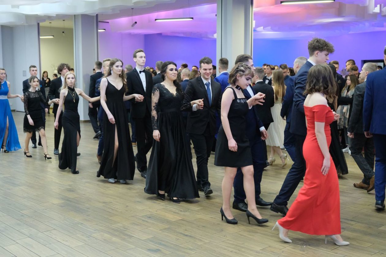  Studniówka 2019: Bal maturzystów XXIII LO w hotelu In Between (zdjęcie 112) - Autor: Maciej Kaczanowski