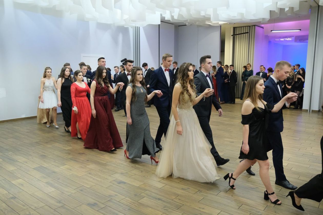  Studniówka 2019: Bal maturzystów XXIII LO w hotelu In Between (zdjęcie 135) - Autor: Maciej Kaczanowski