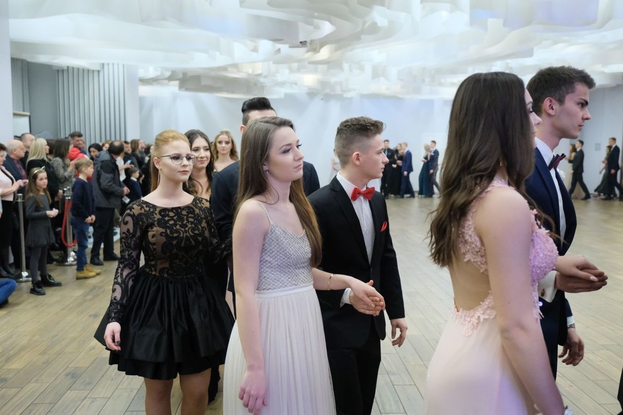  Studniówka 2019: Bal maturzystów XXIII LO w hotelu In Between (zdjęcie 129) - Autor: Maciej Kaczanowski