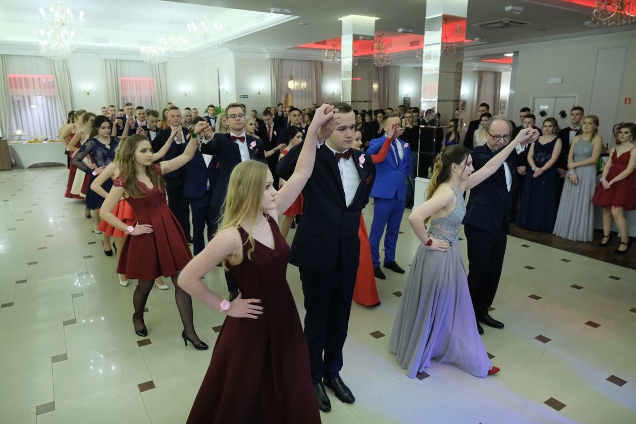  Studniówka 2019: Bal maturzystów XIV LO w hotelu Luxor (zdjęcie 47) - Autor: Maciej Kaczanowski