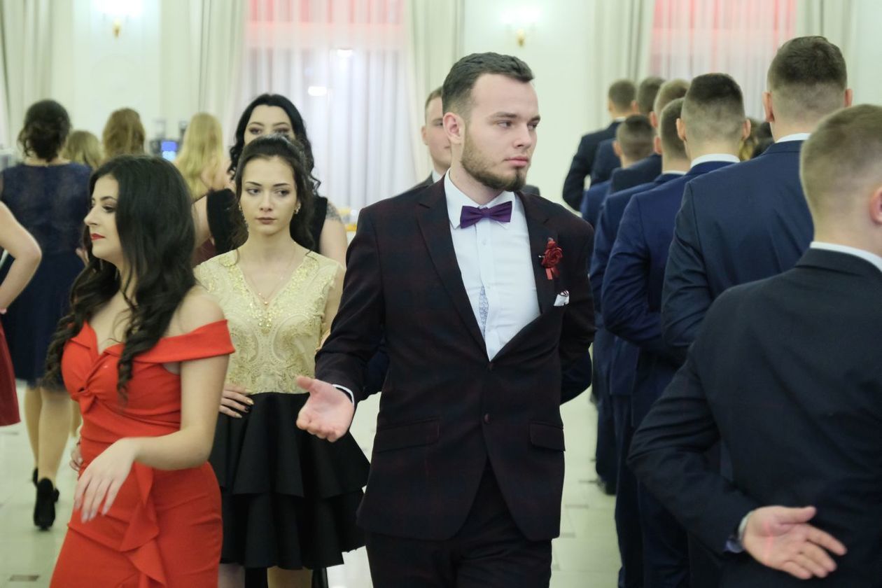  Studniówka 2019: Bal maturzystów XIV LO w hotelu Luxor (zdjęcie 50) - Autor: Maciej Kaczanowski