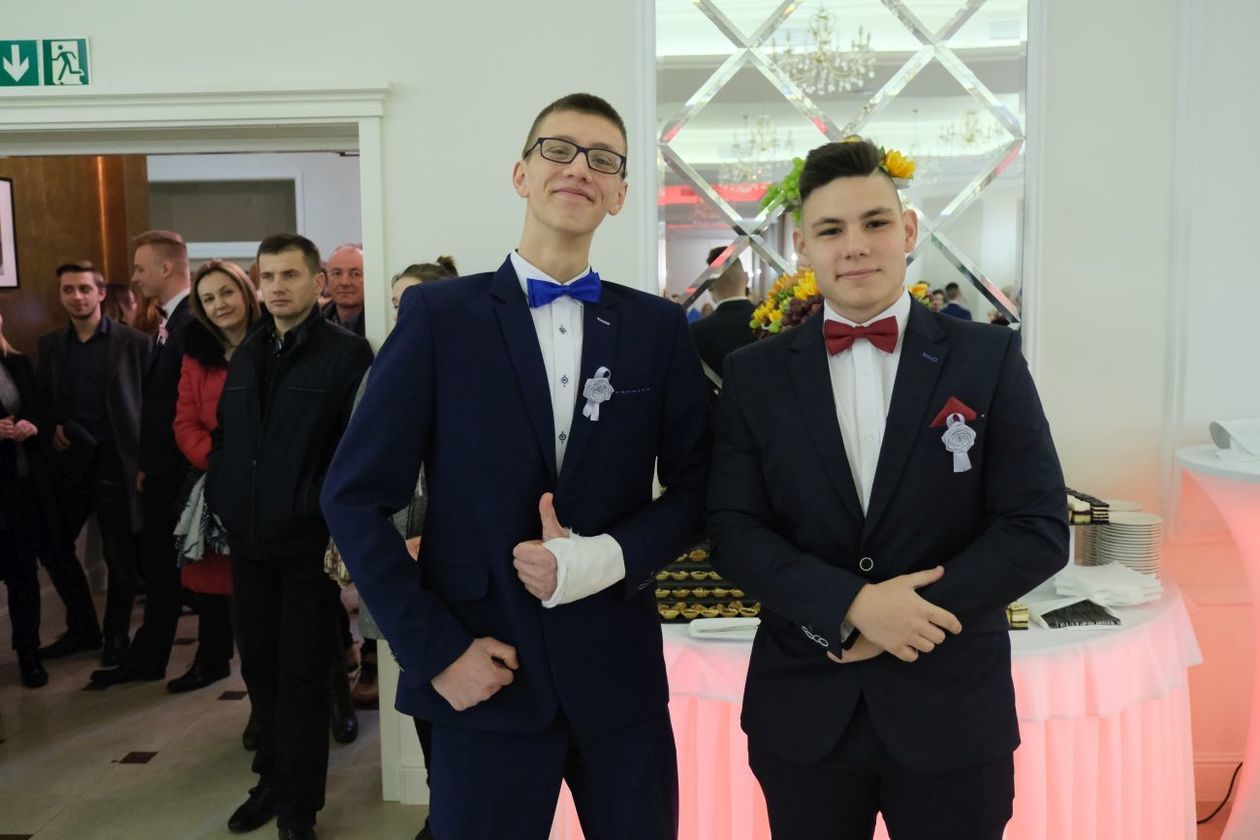  Studniówka 2019: Bal maturzystów XIV LO w hotelu Luxor (zdjęcie 14) - Autor: Maciej Kaczanowski