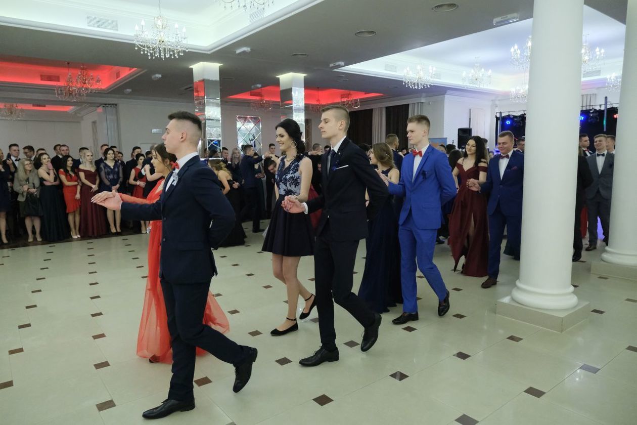  Studniówka 2019: Bal maturzystów XIV LO w hotelu Luxor  - Autor: Maciej Kaczanowski