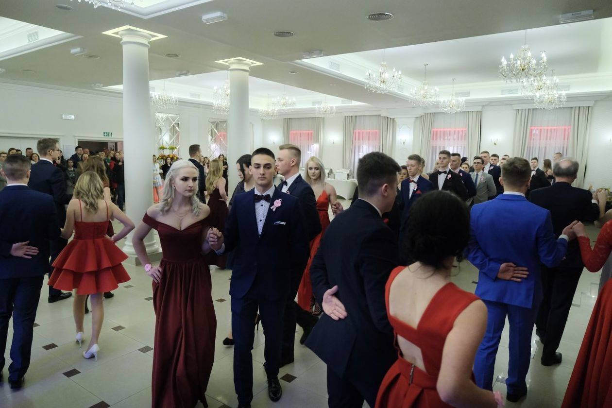  Studniówka 2019: Bal maturzystów XIV LO w hotelu Luxor (zdjęcie 58) - Autor: Maciej Kaczanowski