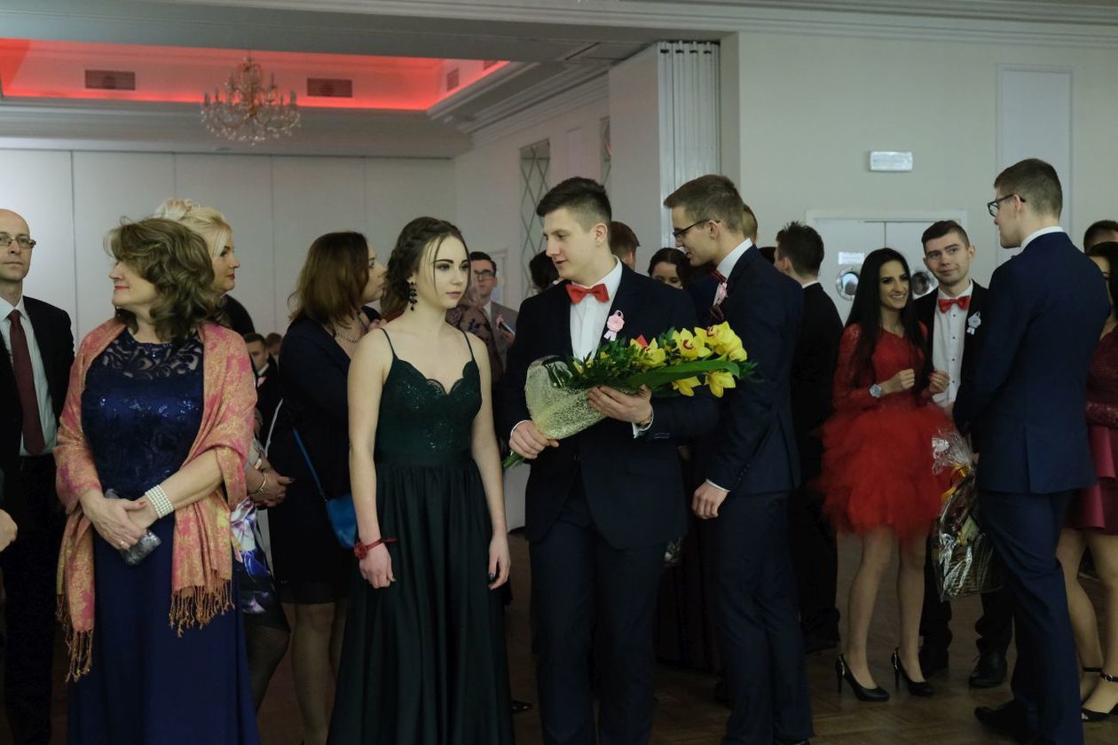  Studniówka 2019: Bal maturzystów XIV LO w hotelu Luxor (zdjęcie 21) - Autor: Maciej Kaczanowski