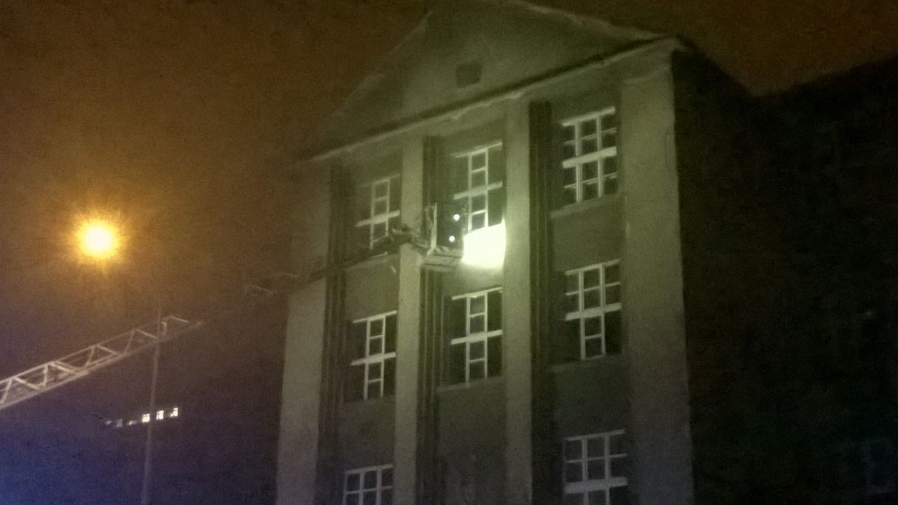 Pożar w dawnej szkole przy ul. Spokojnej w Lublinie 