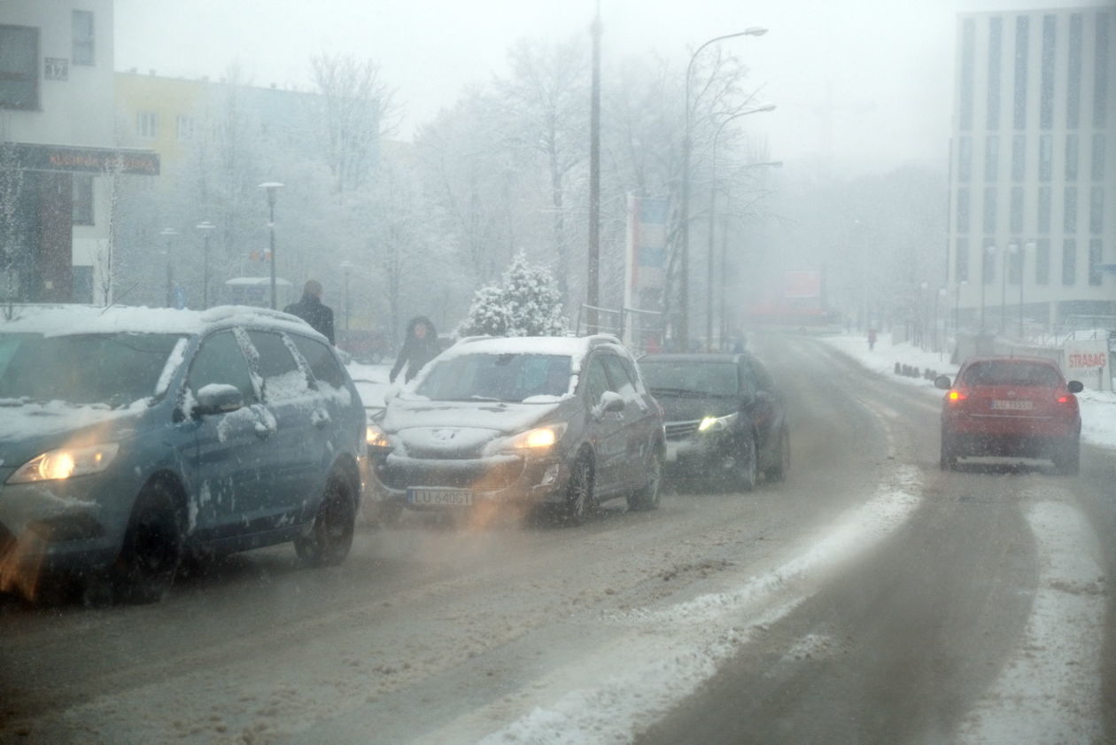  Śnieżyca nad Lublinem  - Autor: Maciej Kaczanowski