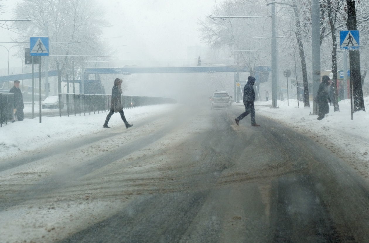  Śnieżyca nad Lublinem (zdjęcie 12) - Autor: Maciej Kaczanowski