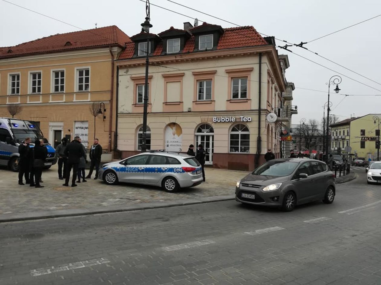 Alarm bombowy w biurach poselskich PO w Lublinie