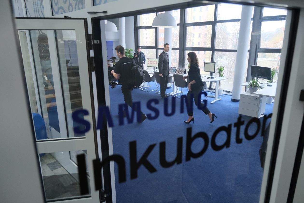  Samsung otworzył inkubator na Politechnice Lubelskiej (zdjęcie 8) - Autor: Maciej Kaczanowski