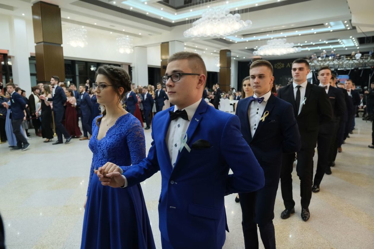  Studniówka 2019: Bal maturzystów V LO w hotelu Atelia (zdjęcie 163) - Autor: Maciej Kaczanowski