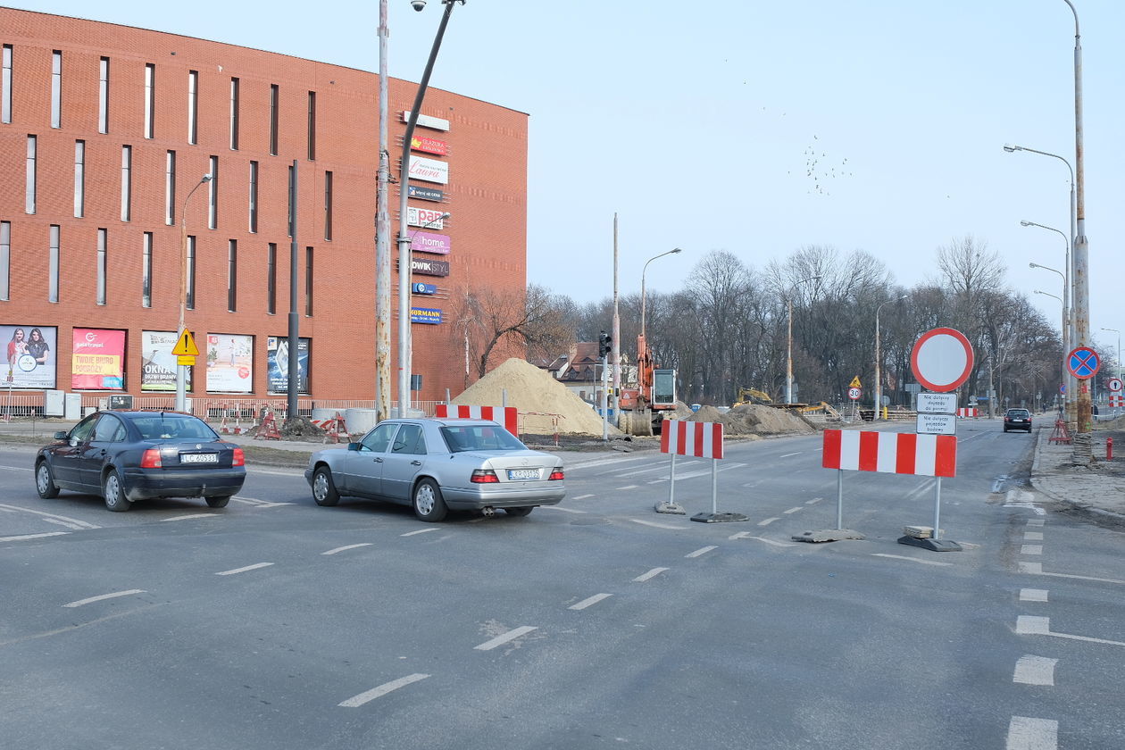  Zamknięta ul. Fabryczna w Lublinie (zdjęcie 7) - Autor: Maciej Kaczanowski