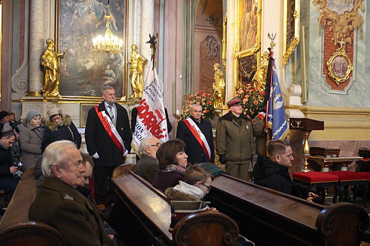  Pogrzeb Władysława Stefana Grzyba, klikona miejskiego (zdjęcie 1) - Autor: Mirosław Trembecki