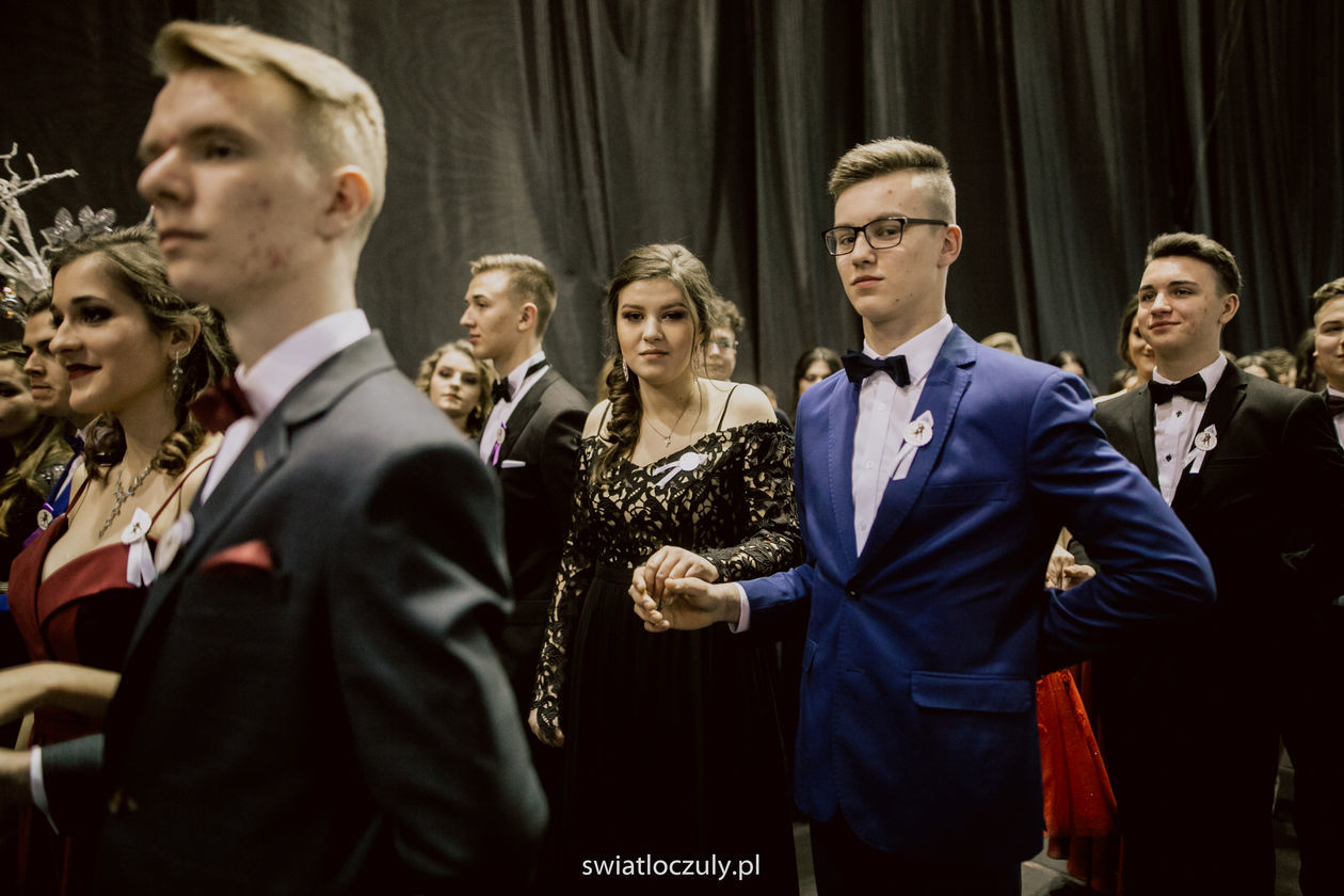  Studniówka uczniów III LO w Zamościu (zdjęcie 1) - Autor: Kazimierz Chmiel