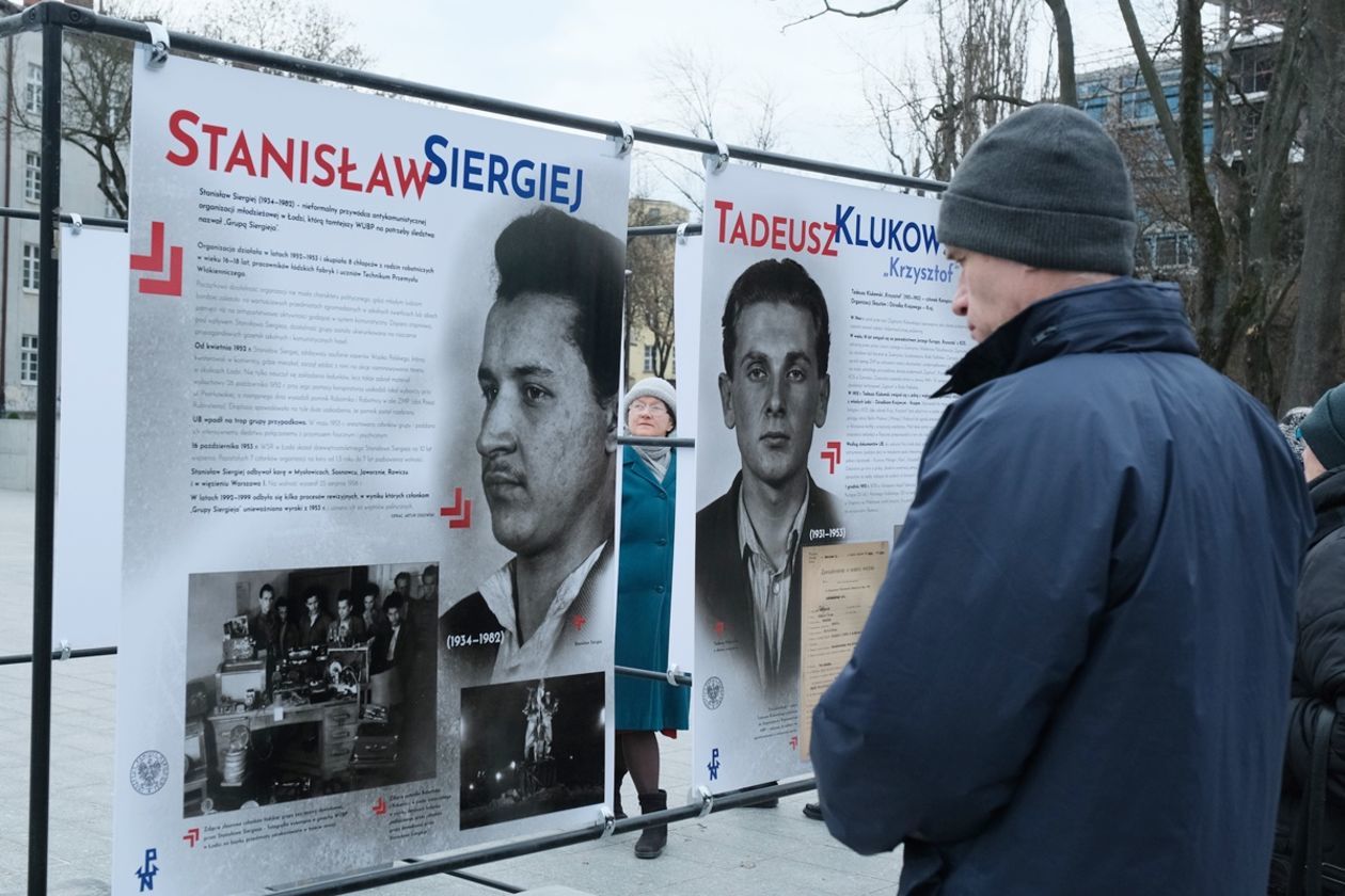  Wystawa pt. Zapomniane ogniwo - konspiracyjne organizacje młodzieżowe w latach 1944-56 (zdjęcie 1) - Autor: Maciej Kaczanowski