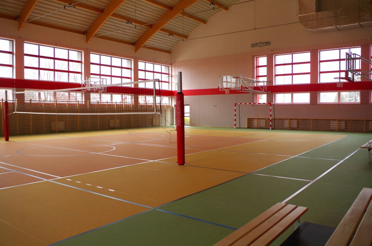  Nowa hala sportowa w Żyrzynie (zdjęcie 1) - Autor: A. Bujek, UG Żyrzyn