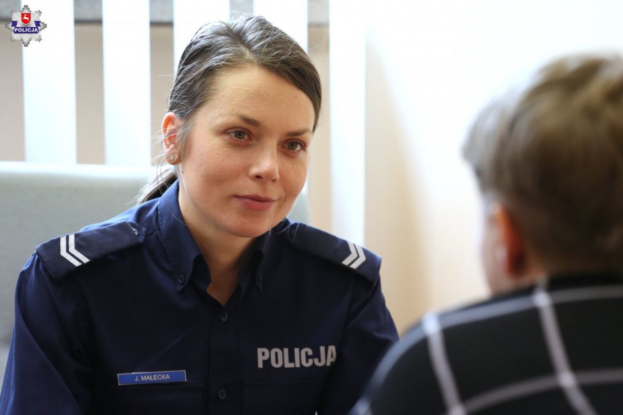  Policjantki i pracownice cywilne KWP Lublin (zdjęcie 1) - Autor: KWP Lublin