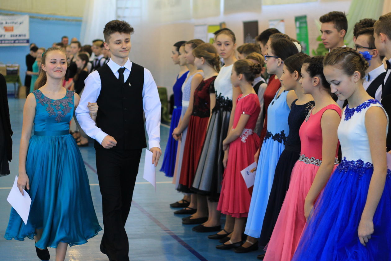  Turniej taneczny w Puławach (zdjęcie 1) - Autor: Radosław Szczęch