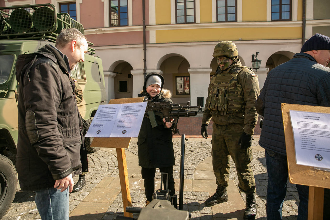  Piknik wojskowy w Zamościu (zdjęcie 1) - Autor: Kazimierz Chmiel