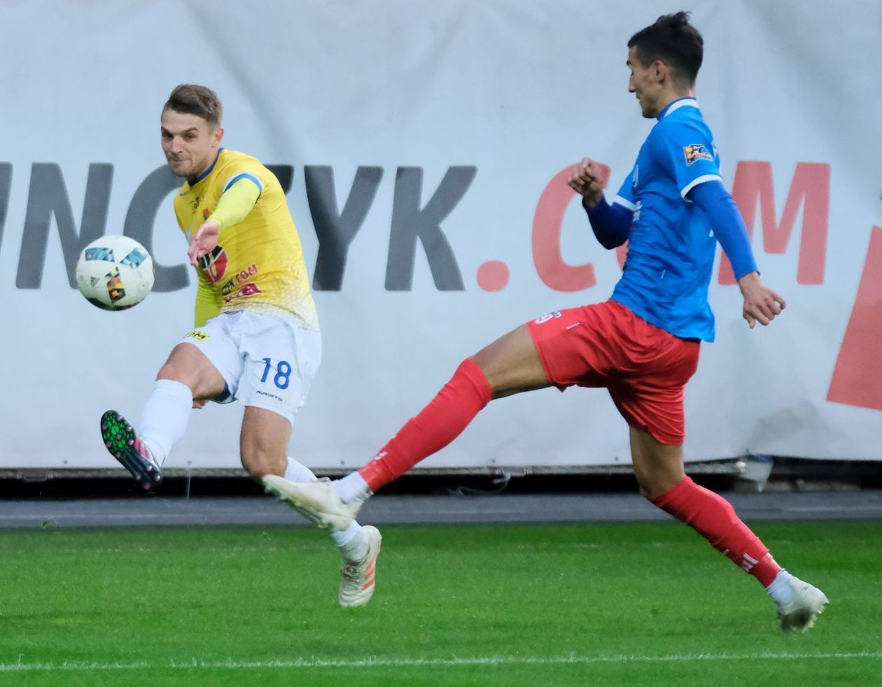  Motor Lublin - Avia Świdnik 1:0 (zdjęcie 1) - Autor: Maciej Kaczanowski