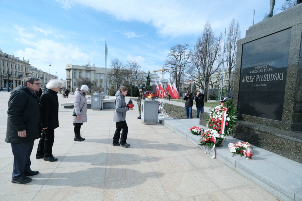  Imieniny marszałka Józefa Piłsudskiego na pl. Litewskim (zdjęcie 1) - Autor: Maciej Kaczanowski