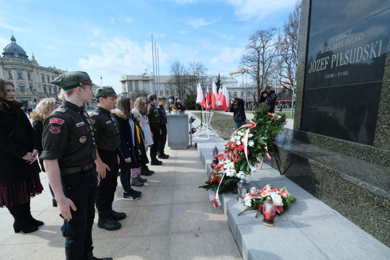  Imieniny marszałka Józefa Piłsudskiego na pl. Litewskim (zdjęcie 1) - Autor: Maciej Kaczanowski