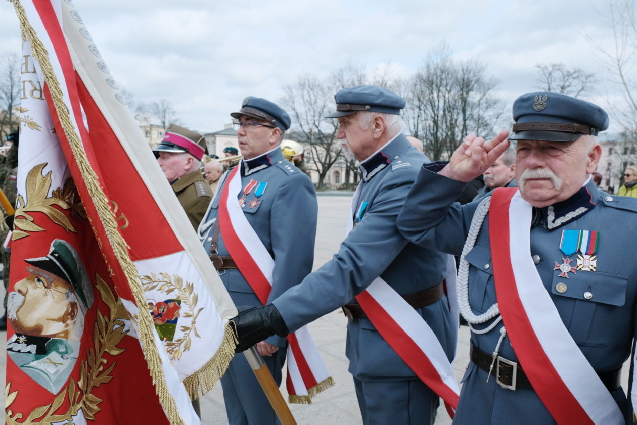  Imieniny marszałka Józefa Piłsudskiego na pl. Litewskim (zdjęcie 1) - Autor: Maciej Kaczanowski