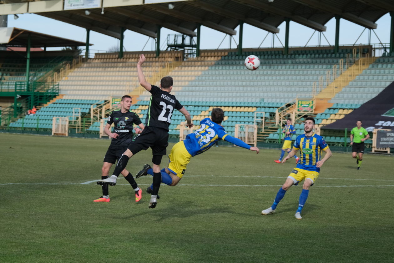  Górnik Łęczna vs Elana Toruń 1:1 (zdjęcie 1) - Autor: Maciej Kaczanowski