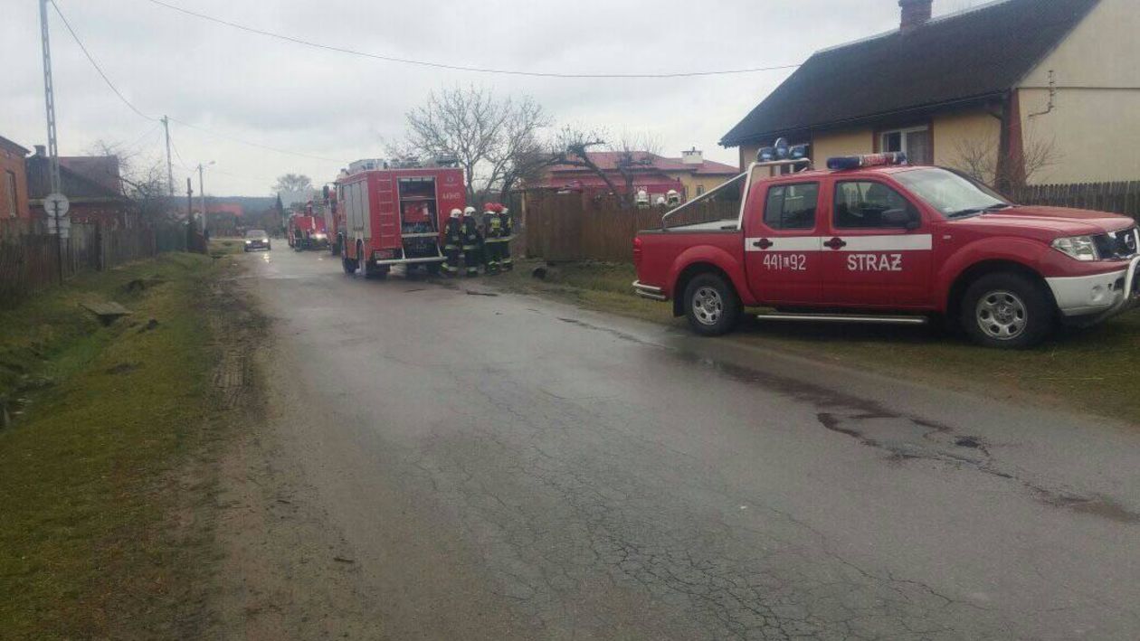  Pożar w miejscowości Szczecyn (zdjęcie 1) - Autor: OSP Gościeradów
