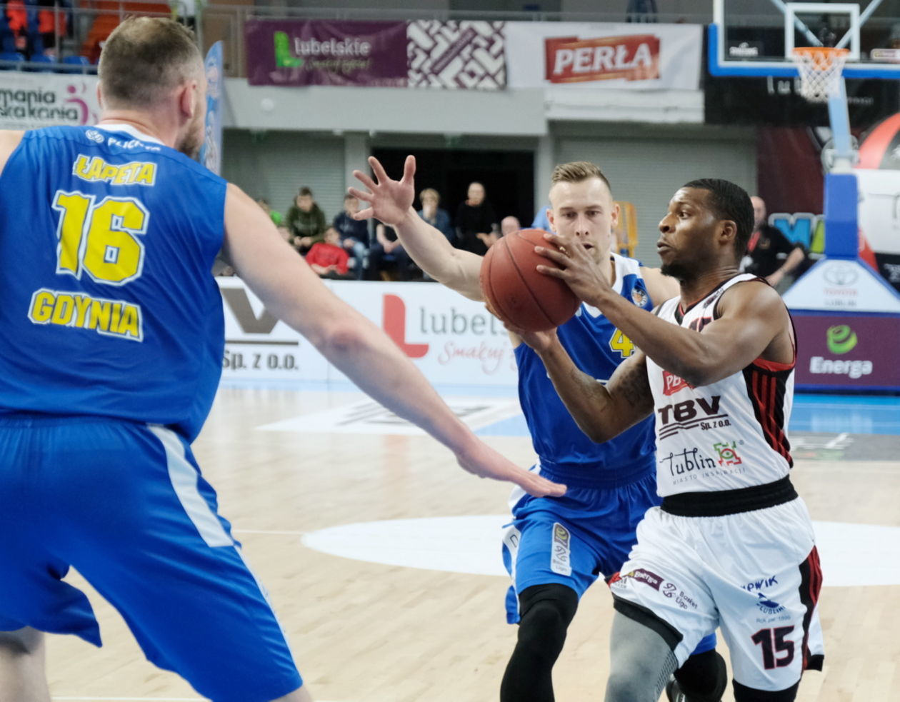  Koszykarze Startu Lublin przegrali z drużyną Arki Gdynia 71:80 (zdjęcie 13) - Autor: Maciej Kaczanowski