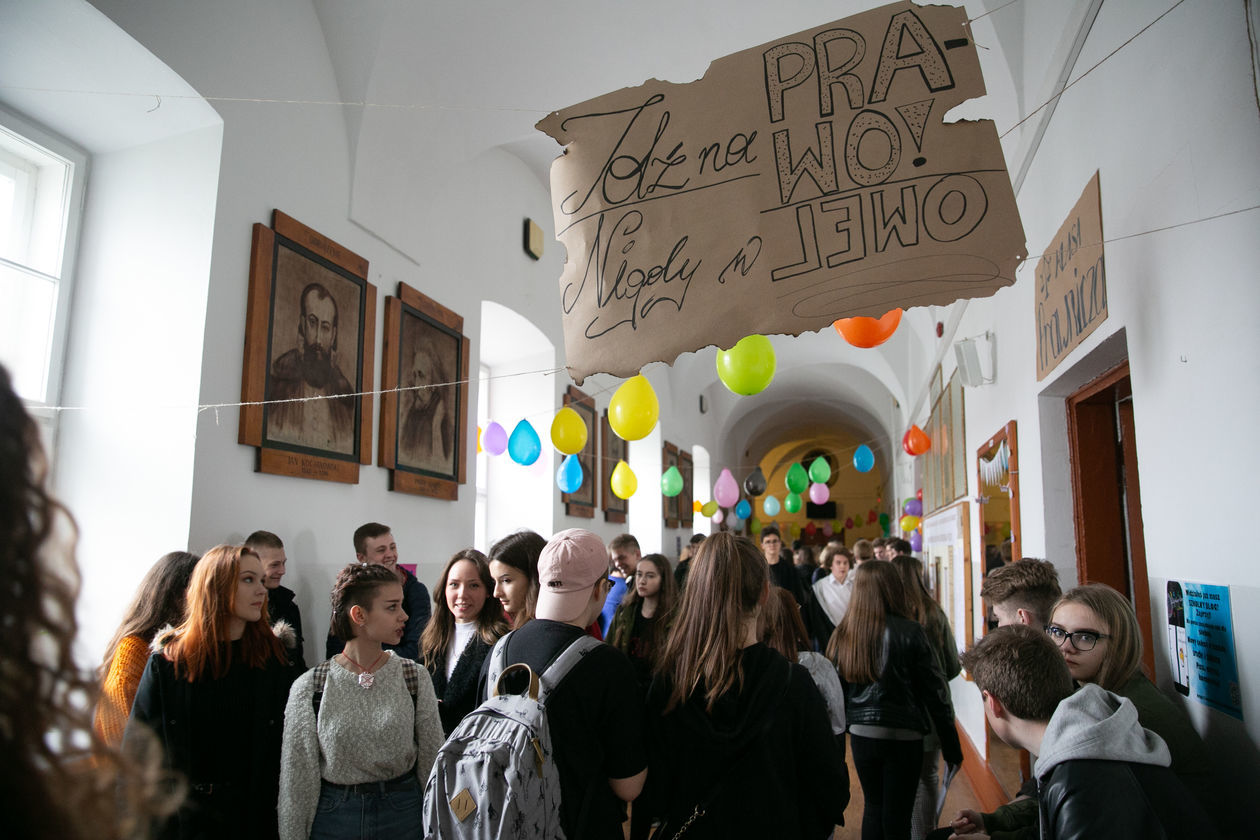  Dzień otwarty w I LO w Zamościu (zdjęcie 1) - Autor: Kazimierz Chmiel