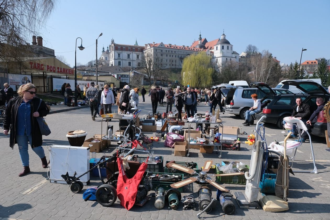  Pierwsza wyprzedaż garażowa w Lublinie (zdjęcie 1) - Autor: Maciej Kaczanowski