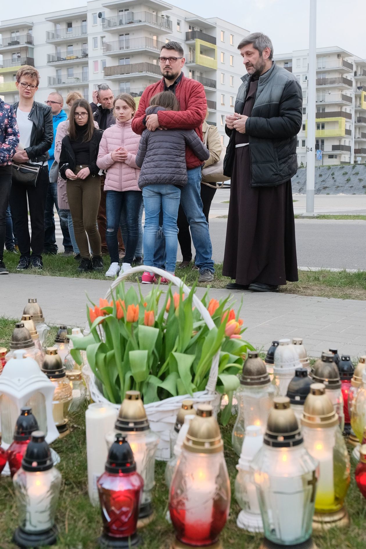  Znicze zamiast świeczek i tortu. Dziś Wiktoria obchodziłaby 13. urodziny (zdjęcie 1) - Autor: Maciej Kaczanowski