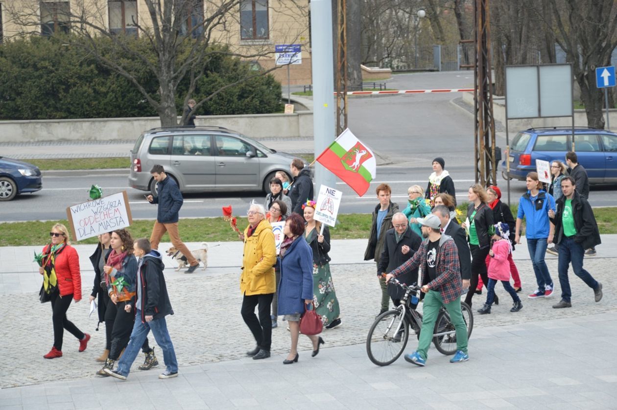  Marsz dla Górek Czechowskich - NIE dla blokowisk (zdjęcie 3) - Autor: Michał Wolny