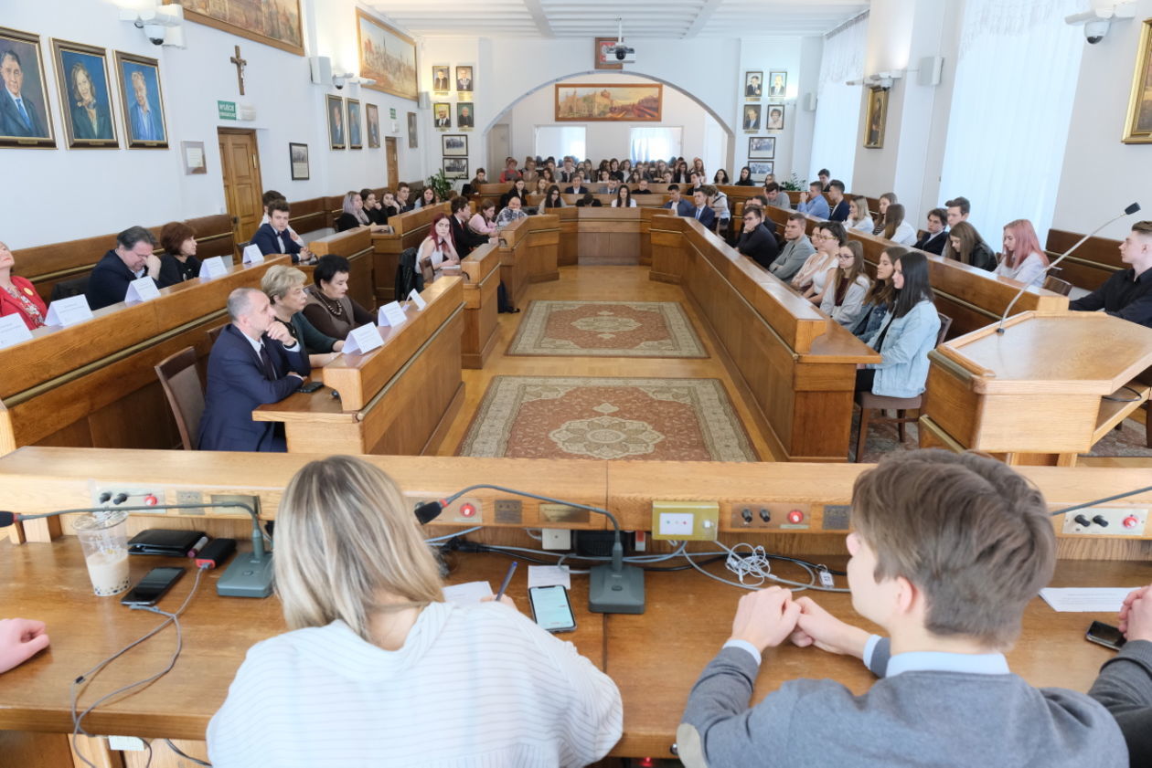 Posiedzenie Młodzieżowej Rady Miasta - Autor: Maciej Kaczanowski