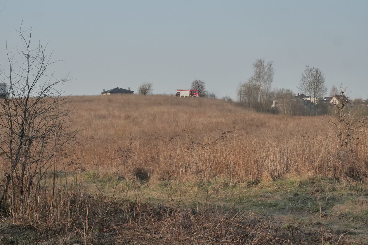  Pożar na górkach czechowskich w Lublinie (zdjęcie 1) - Autor: Paweł Buczkowski