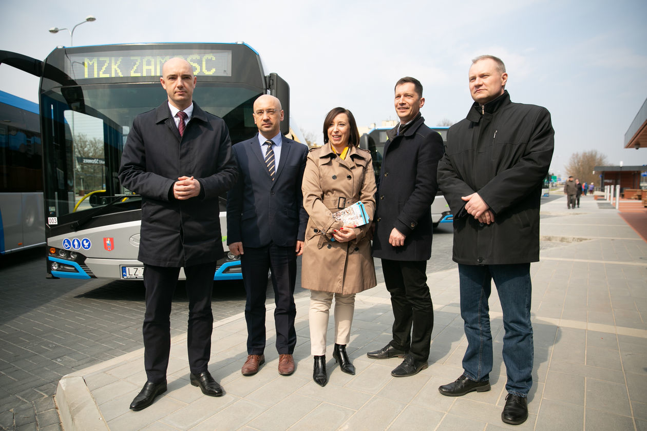  Nowe centrum przesiadkowe przy ul. Peowiaków w Zamościu (zdjęcie 1) - Autor: Kazimierz Chmiel