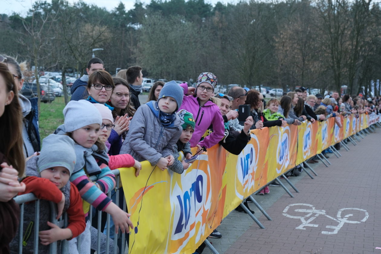  4 Dycha do Maratonu na Zalewem Zemborzyckim (zdjęcie 1) - Autor: Maciej Kaczanowski