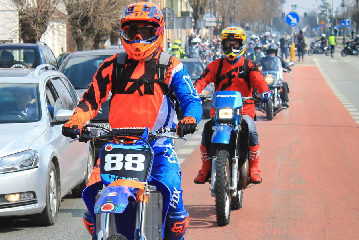 Motocykliści rozpoczęli sezon, w Dęblinie i Stężycy (zdjęcie 43) - Autor: Radosław Szczęch